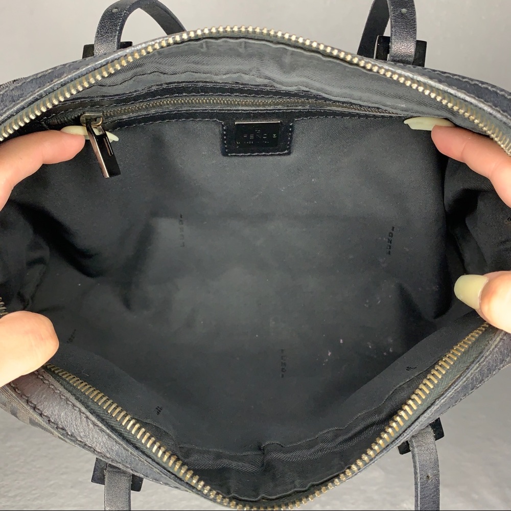 ✨✨✨✨SOLD✨✨✨✨Fendi Black Pochette Shoulder Bag - Picture 7 of 12